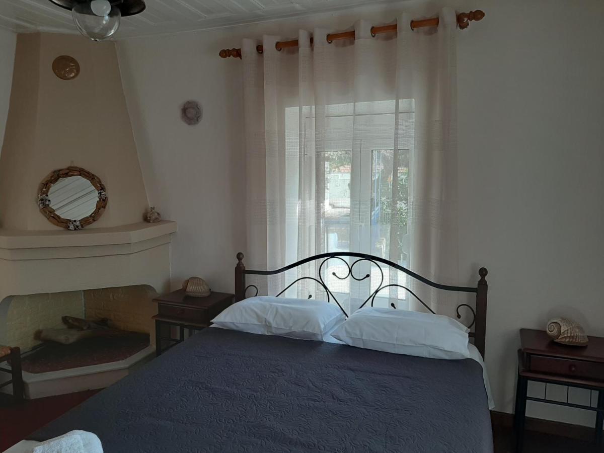 Chiona΄S Apartments By The Sea Paleo Trikeri Екстериор снимка